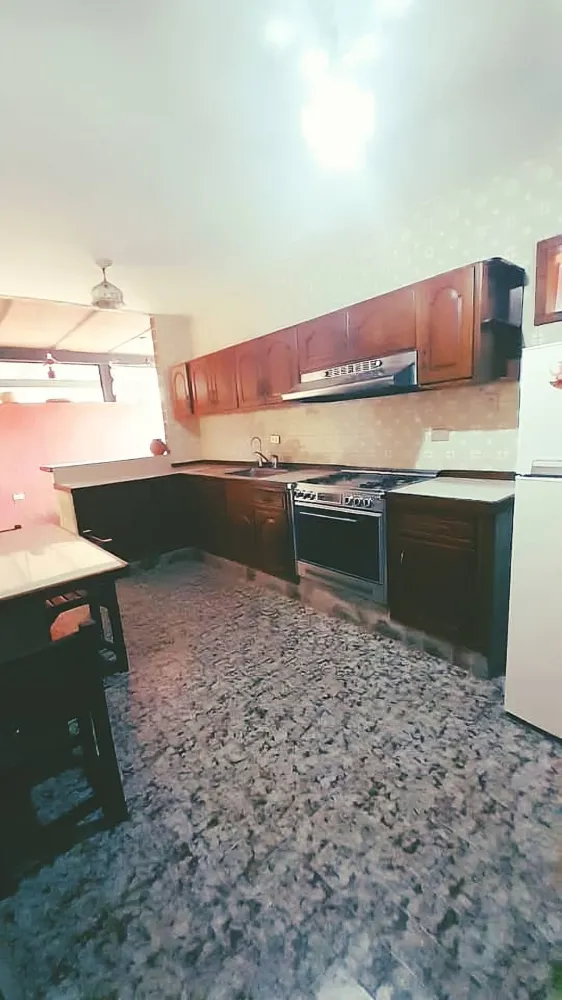 Espaciosa Casa en Club Hípico Las Trinitarias | Gran Potencial y Ubicación Exclusiva - Imagen 25