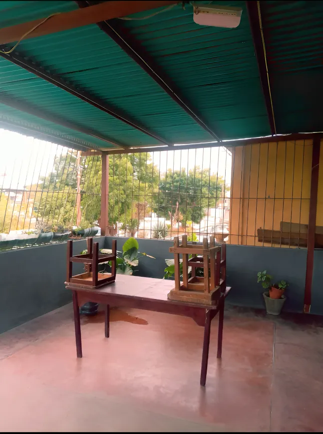 ¡Casa con Local Comercial en Avenida Principal | Oportunidad Única! - Imagen 4