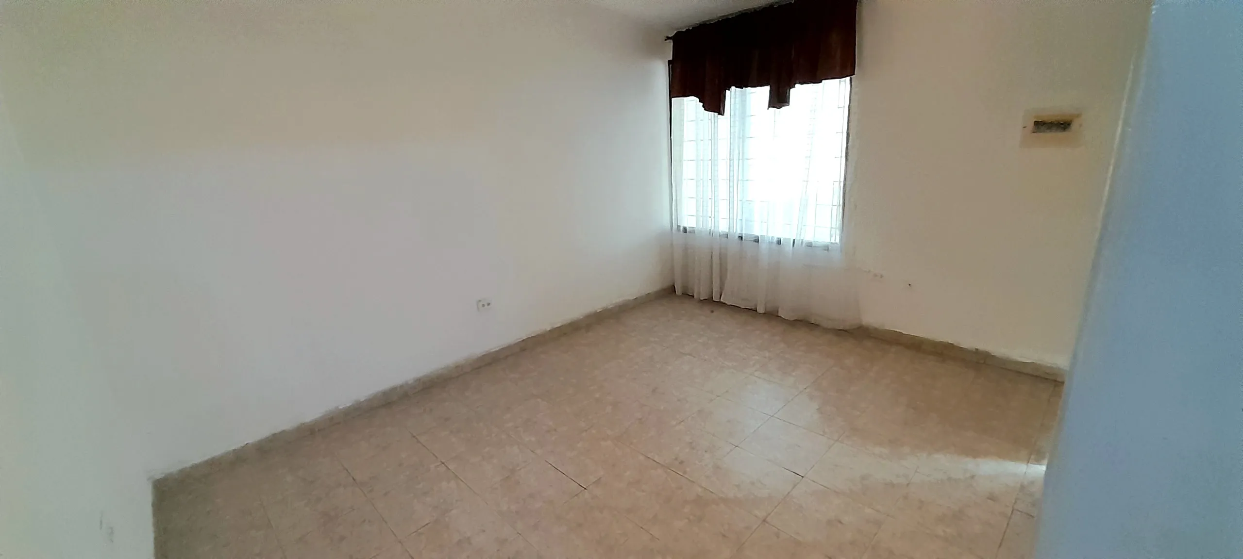 Espaciosa Casa de 2 Plantas en El Amanecer, Cabudare - ¡Tu Nuevo Hogar te Espera! - Imagen 10