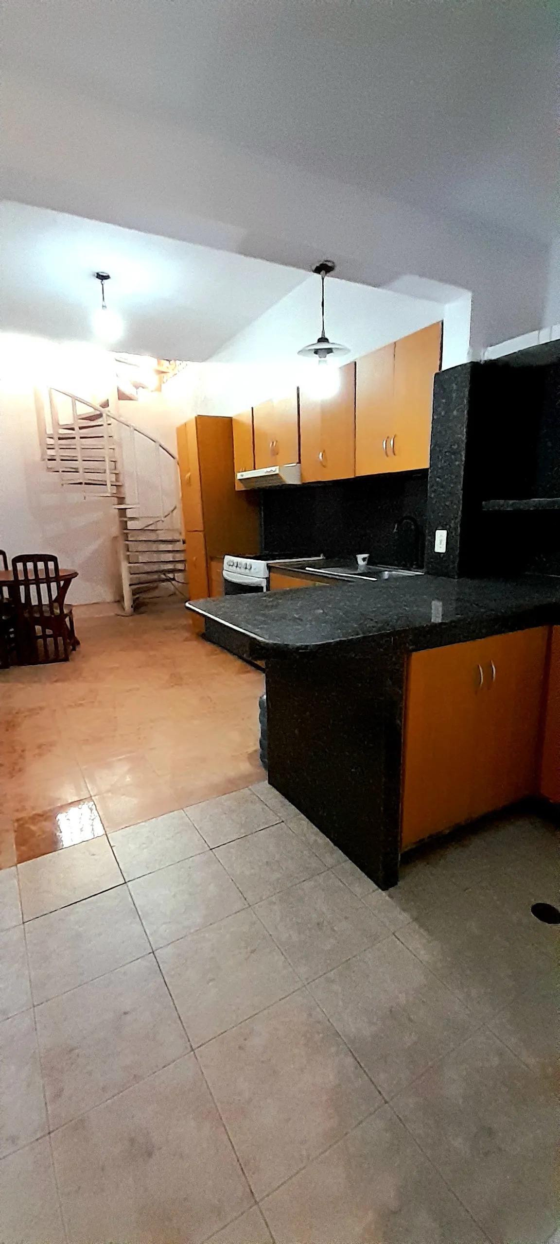 Espaciosa Casa de 2 Plantas en El Amanecer, Cabudare - ¡Tu Nuevo Hogar te Espera! - Imagen 13