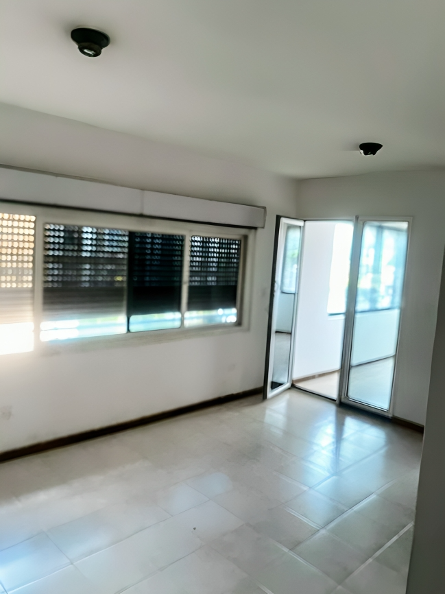 Apartamento en Venta en Bello Monte, Caracas | Excelente Ubicación y Seguridad - Imagen 4