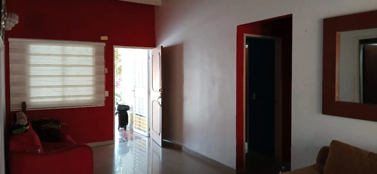 ¡Moderna Casa de 1 Nivel en Urb. Roca del Valle 2, La Ribereña! - Imagen 17