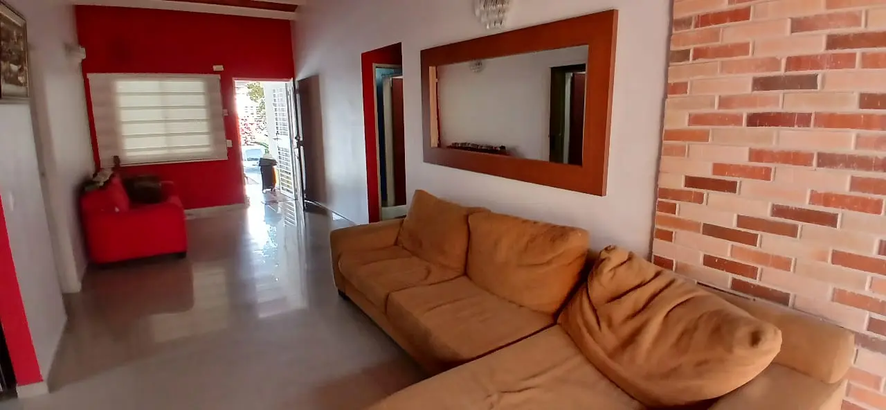¡Moderna Casa de 1 Nivel en Urb. Roca del Valle 2, La Ribereña! - Imagen 7