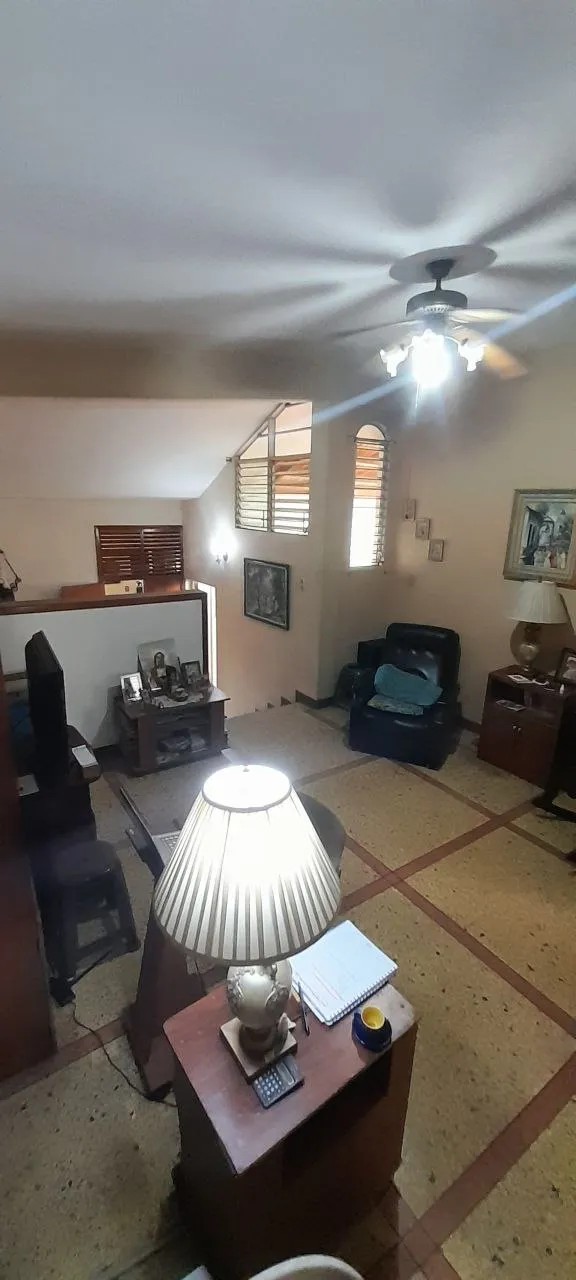 🏡 Casa Quinta Espaciosa con Gran Jardín en Colinas de Santa Rosa Sur - Imagen 9