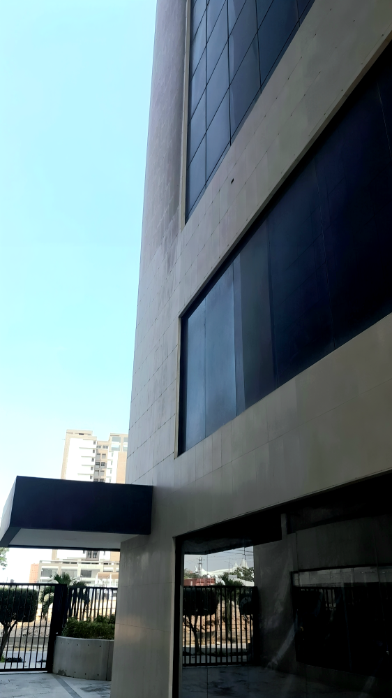 Oficina en Alquiler | 70m2 | Vista Panorámica | Triángulo del Este - Imagen 2