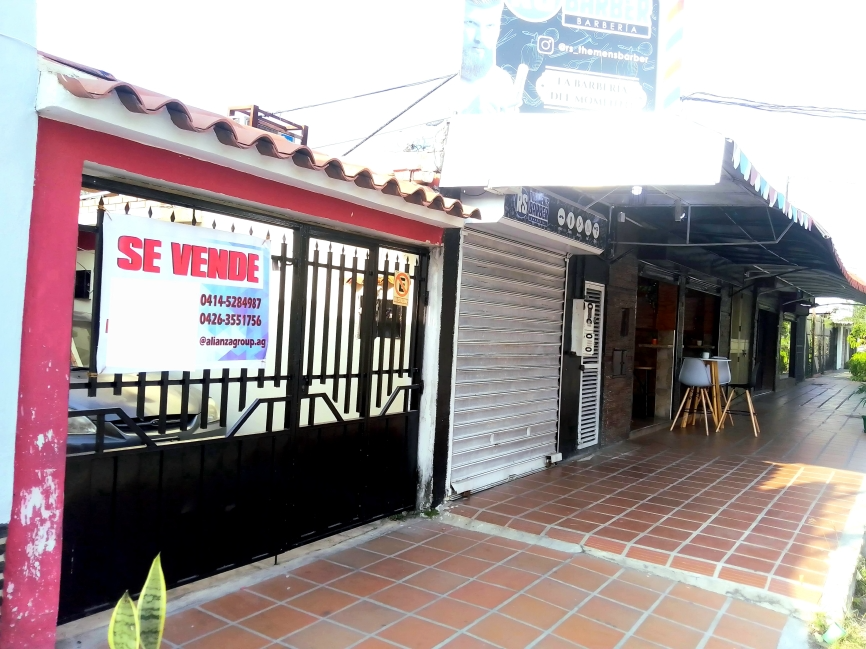 Casa Comercial en Venta en Fundalara, Barquisimeto | ¡Con Locales Comerciales! - Imagen 3